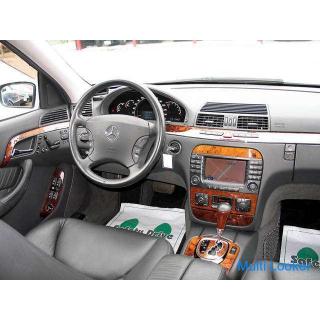 Mercedes-Benz S Class S500 late-model black leather 19 aluminum (Brilliant Silver)