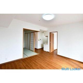 [Luna Tower Hollywood Place] A 2-minute walk from JR 