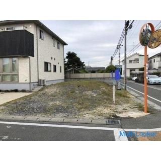 8.9 million yen! 10 minutes walk from Tsu Shinmachi station! No building conditions!