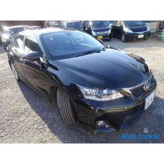 Lexus * CT200h * LED headlight * Smart key * Pure navigation * Back camera * TV * DVD * CD * ETC * C