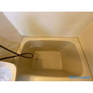 It is a property with furniture and home appliances! Unemployed people, elderly people, people on we