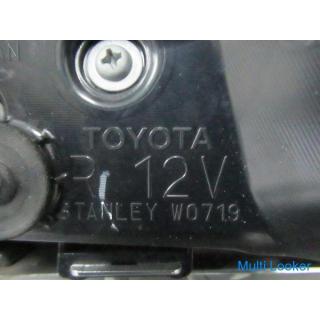 Toyota genuine GRS210 Crown Royal tail light Lamp lens Right side Inside Trunk side STANLEY W0719 Li