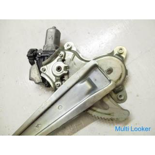 2011 Toyota Camry AVV50 right rear regulator motor