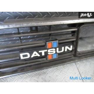 Nissan genuine 720 DATSUN front grille radiator grille with exterior emblem