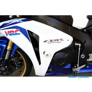 CBR1000RR / SC59 / 17.590 km. / Tricolor / Good condition / No repair history / Loan OK / Full power