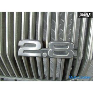 Toyota Genuine MS112 Crown Royal Saloon 4-door sedan front radiator grill