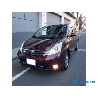 Toyota Isis GU Selection 4WD 16.000 km. Both Sides Sliding Door Rear Power Gate Genuine HDD Navigati
