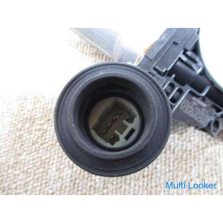 Toyota Zero Crown GRS180 Right Front Power Window Motor