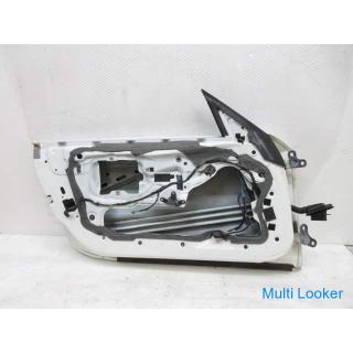 2008 BMW Z4 E85 BU25 Left door panel