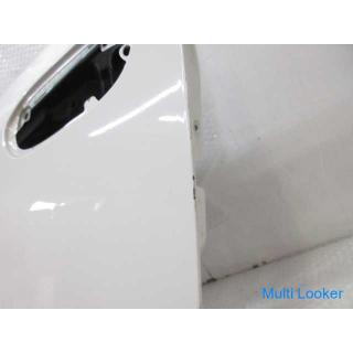 2008 BMW Z4 E85 BU25 Left door panel