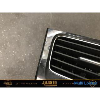 VW Golf air grill
