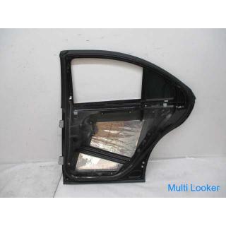 2007 Mercedes W221 S350 right rear door
