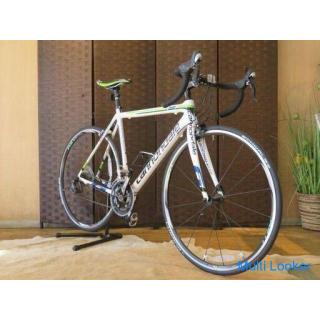 CANNONDALE SUPERSIX EVO 18-speed White Carbon Frame Shimano 105 Road Bike