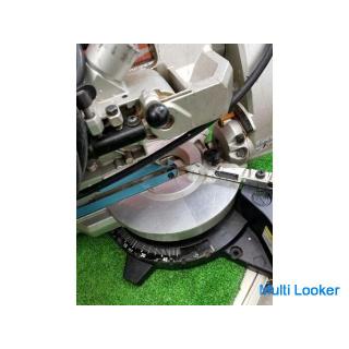 Makita TD322 Desktop slide circular saw * Light damage [Rerise Noda Atago store] [Over-the-counter t