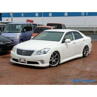 Toyota Crown Royal Saloon Used car with 2 years of vehicle inspection
