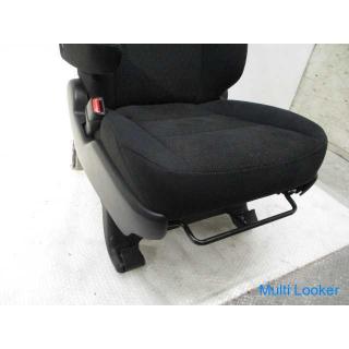 2014 Toyota Voxy ZWR80G R80 Passenger seat