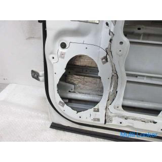 2013 Nissan Elgrand TE52 Right front door panel