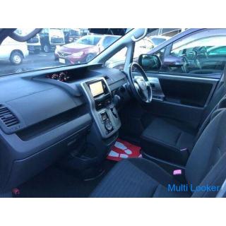 [Own loan, nationwide] Toyota Voxy 2.0ZS Glitter Navi, Full Seg TV, Back camera, Power slide doors o