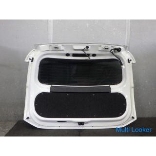 2013 Toyota Aqua NHP10 P1 Genuine back door Rear gate with Spo camera White pearl