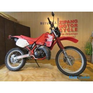 HONDA CRM250R Red 21.611 km. 250cc Motocross 2 stroke production early model bike