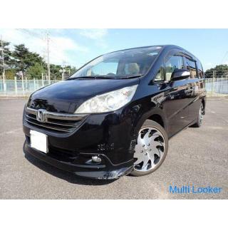 Honda Step WGN ☆ Grade 24Z ☆ 18 inch AW ☆ Power slats on both sides ☆ Wood-like mat ☆ Sunroof ☆ Seat
