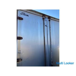 Empty container