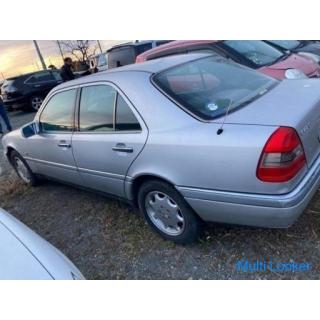 1995 Mercedes C220 - 83.000 km.