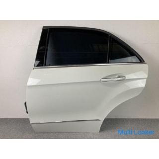 Mercedes E Class W212 E300 Genuine Left Rear Door 650 Calcite White
