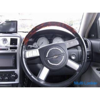 Trade-in / exchange possible ◆ Chrysler 300C 3.5 ◆ Rare right H ◆ Dealer car ◆ External 22 inch alum
