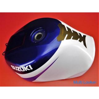 Good Condition ☆ Suzuki GSX-R1000 GT74A K1 / K2 Genuine Fuel Gasoline Tank