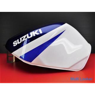 Good Condition ☆ Suzuki GSX-R1000 GT74A K1 / K2 Genuine Fuel Gasoline Tank