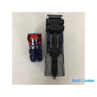 Takara Transformer Cybertron General Commander Convoy