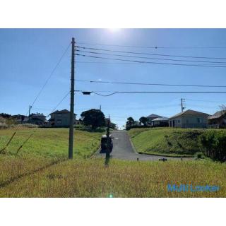 823㎡ Mountain view How about a home with a dog run?