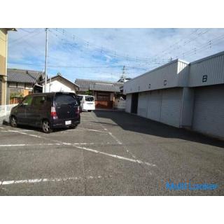 Monthly parking lot renewal fee, deposit, key money 0 yen