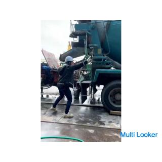 Guidance staff or witness staff at the concrete placement site Daily salary 11000 yen to 13000 yen