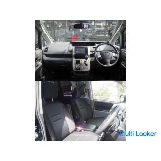 Toyota Voxy ZS Glitter II! !! The lowest price in the company loan industry! !!