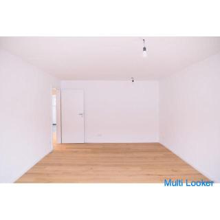 Freshly renovated and ready to move in: Bright 2-ZW with balcony in the south-west
