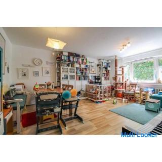 Your new home in Cologne Junkersdorf! Well-maintained 4-room apt. with a large balcony in a desirabl